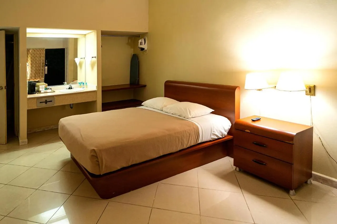 Hotel Solace By The Sea Ponce